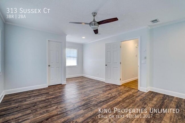 Building Photo - 313 Sussex Ct