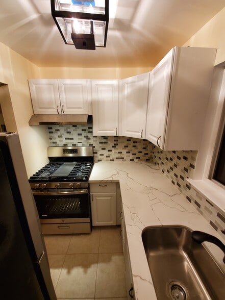 Building Photo - 1123 Chula Vista Ave