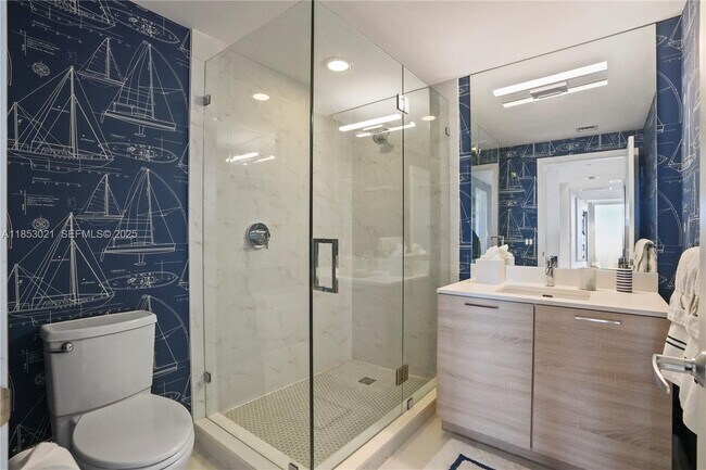 Building Photo - 16385 Biscayne Blvd