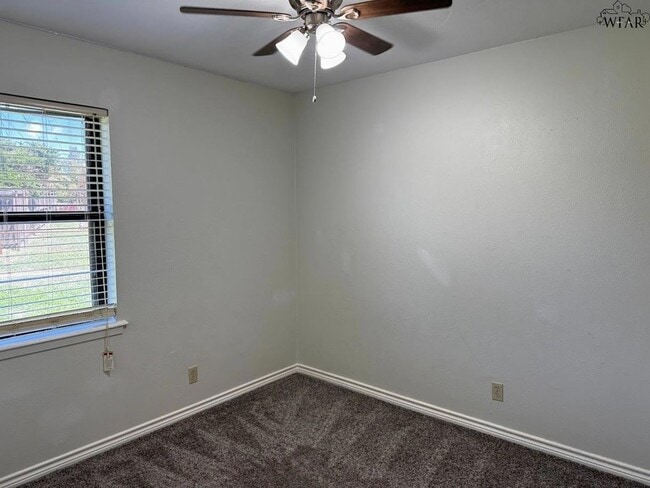 Building Photo - 4610 N Eden Hills Cir