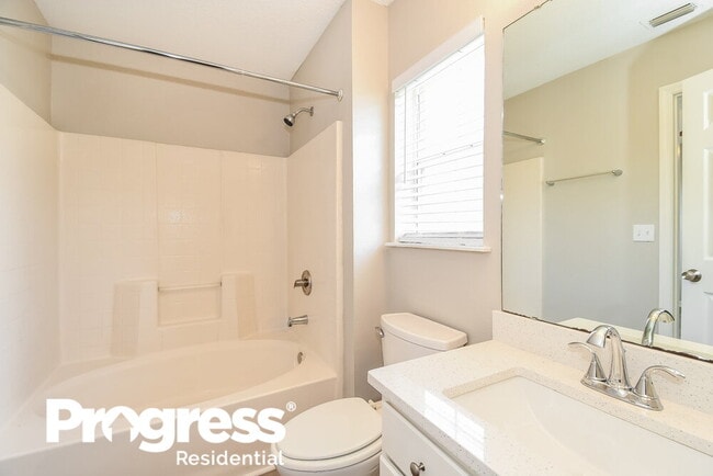 Building Photo - 7118 Newman Lake Ct