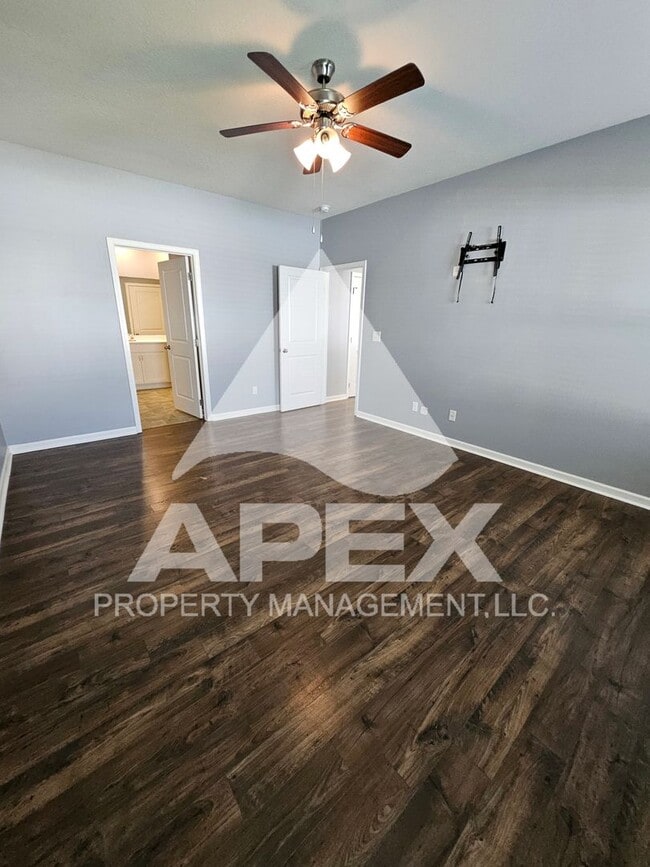 Building Photo - Stunning 5 Bd / 3.5 Ba 2-Story Single Family home in Hardin Valley!