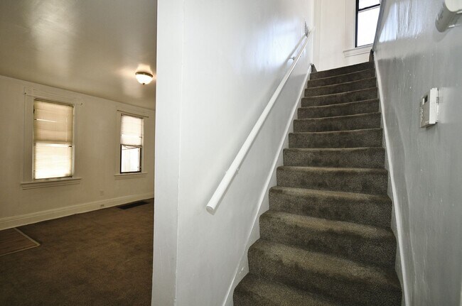 Building Photo - Charming 2-Bedroom/1-Bathroom House for Rent in Rankin - $1000/month