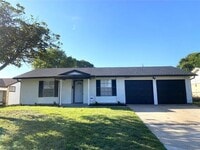 Building Photo - 714 Oceanview Dr