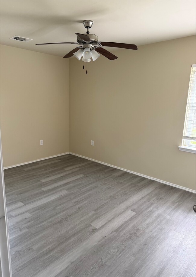 Building Photo - 738 Arvana St