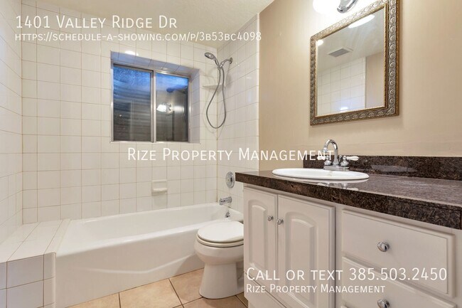 Building Photo - 1401 Valley Ridge Dr
