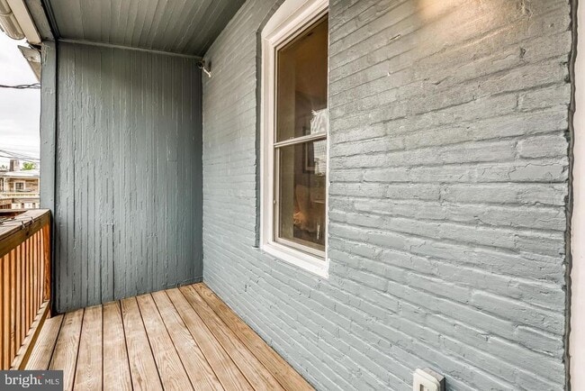 Building Photo - 3611 Hudson St