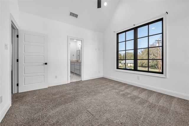 Building Photo - 194 Touchstone Rd