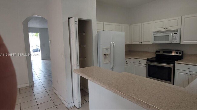 Building Photo - 12874 SW 132nd Terrace