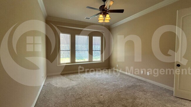 Building Photo - 4513 Cherokee Dr