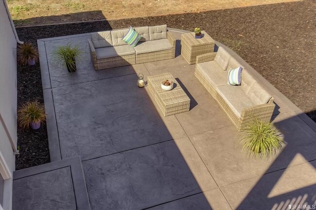 Building Photo - 504 Arguello Blvd