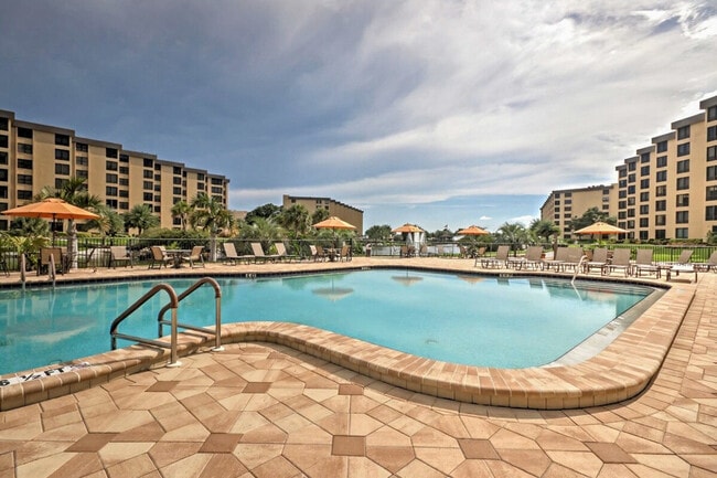 Building Photo - 5760 Midnight Pass Rd