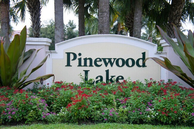 Building Photo - 1056 Pinewood Lake Ct