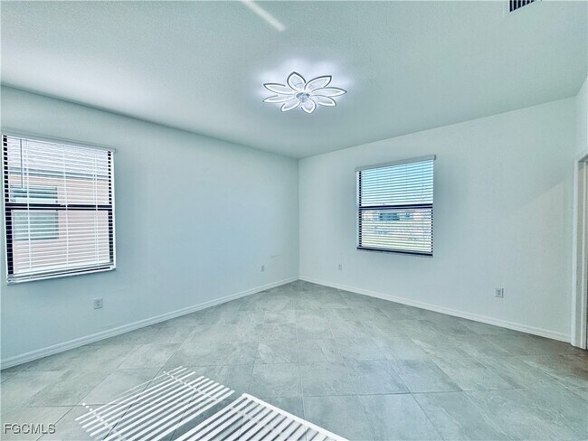 Building Photo - 14636 Palamos Cir