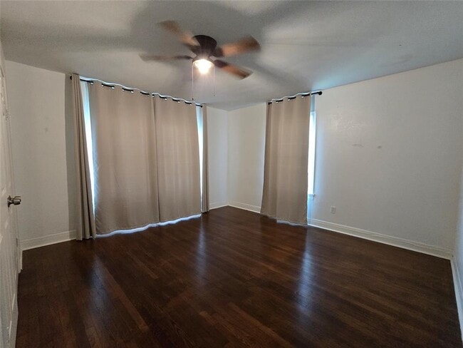Building Photo - 4315 Avenue L