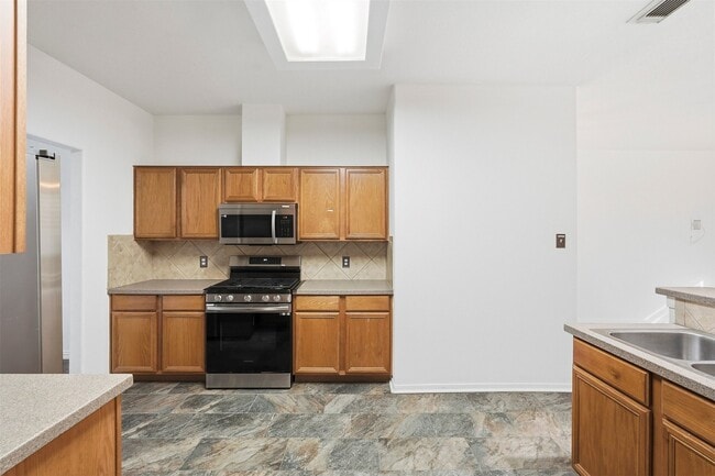 Building Photo - 15330 Day Trip Trail