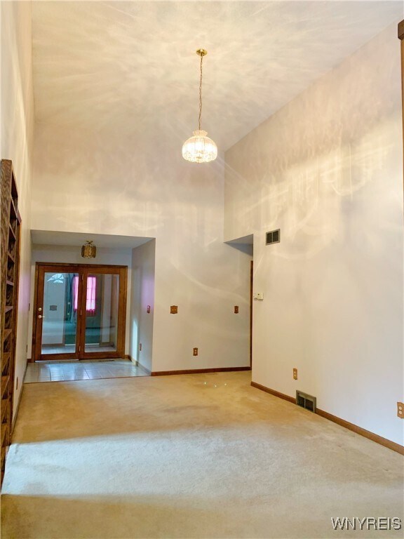 Building Photo - 318 Ivyhurst Rd N