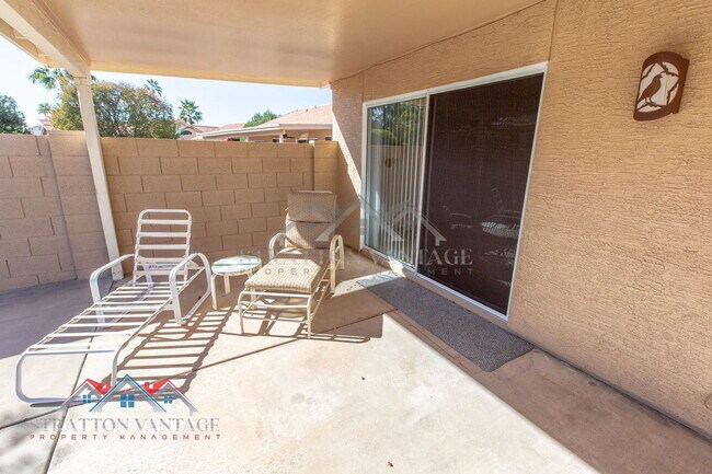 Building Photo - 24625 S Rosewood Dr