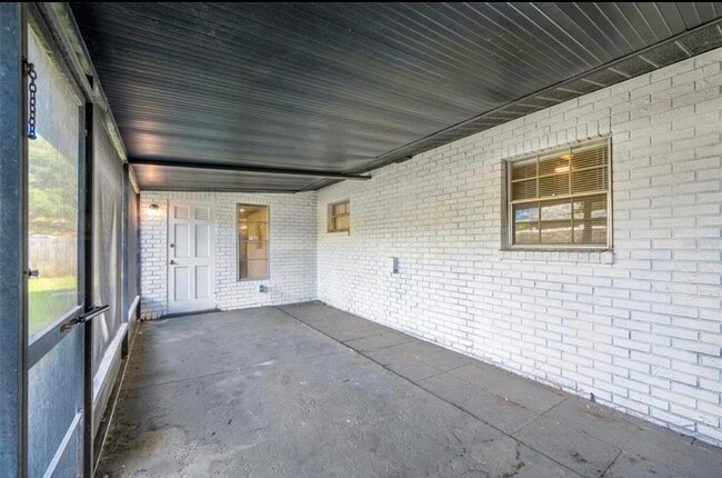 Building Photo - 3703 W Leila Ave