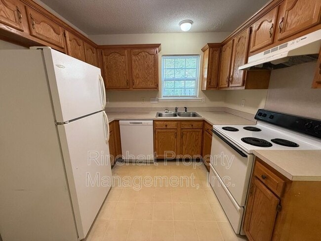 Building Photo - 1033 Park Meadow Dr