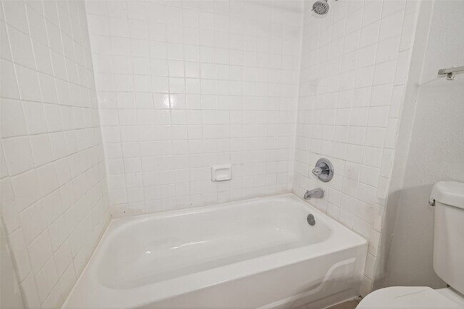 Building Photo - 12519 Ashford Meadow Dr