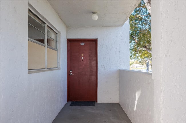 Building Photo - 8205 NW 61st St
