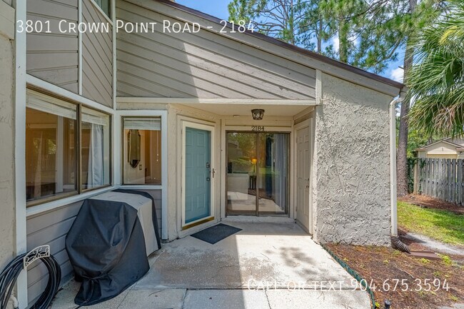 Building Photo - 3801 Crown Point Rd