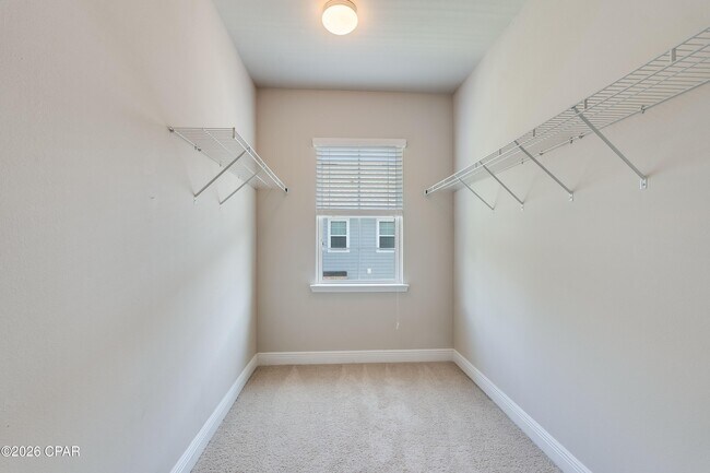 Building Photo - 116 Fossil Falls Ln