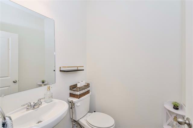 Building Photo - 1660 Hossler Trl