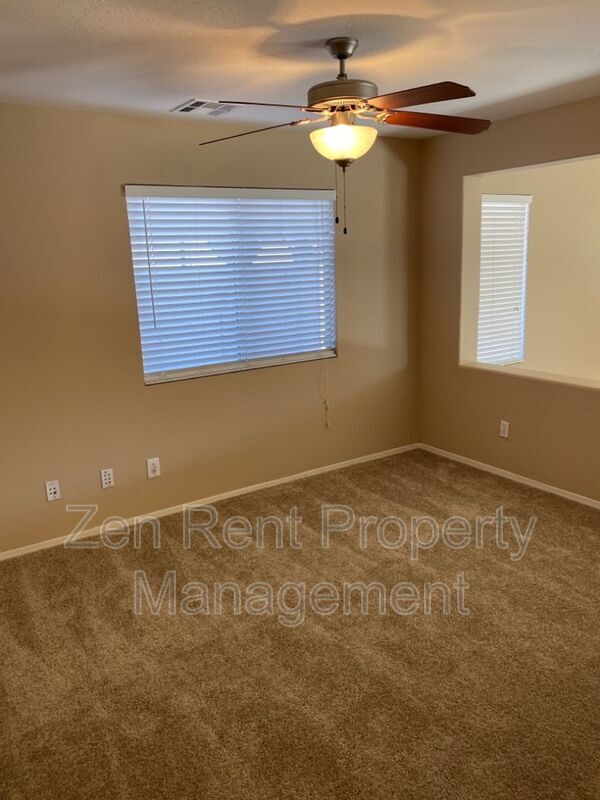 Building Photo - 2541 W Canyon Way