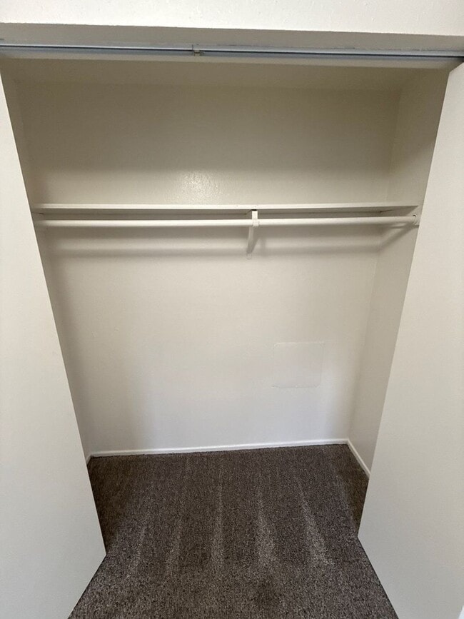 Building Photo - 3802 Iberis St NE