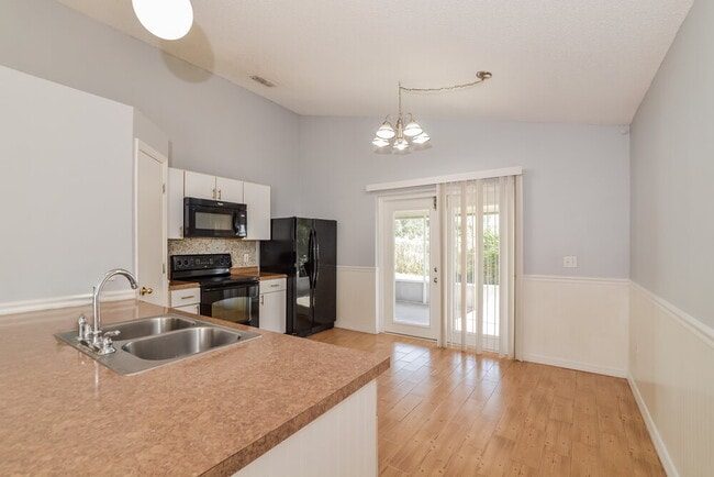 Building Photo - 6845 Ebans Bend