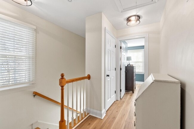 Building Photo - 270 Littleton Rd