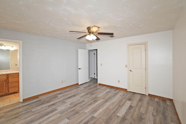 Building Photo - 7303 Calumet Pl
