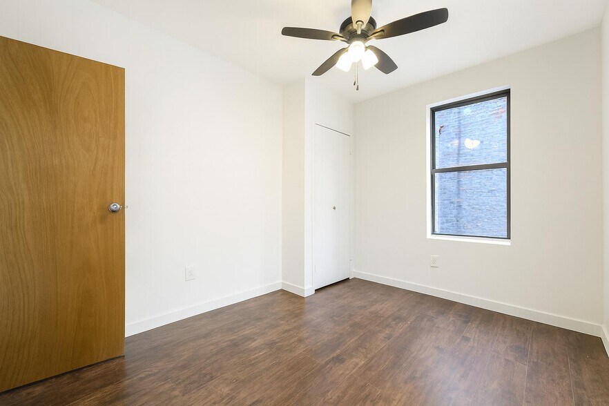 Building Photo - 3415 Broadway