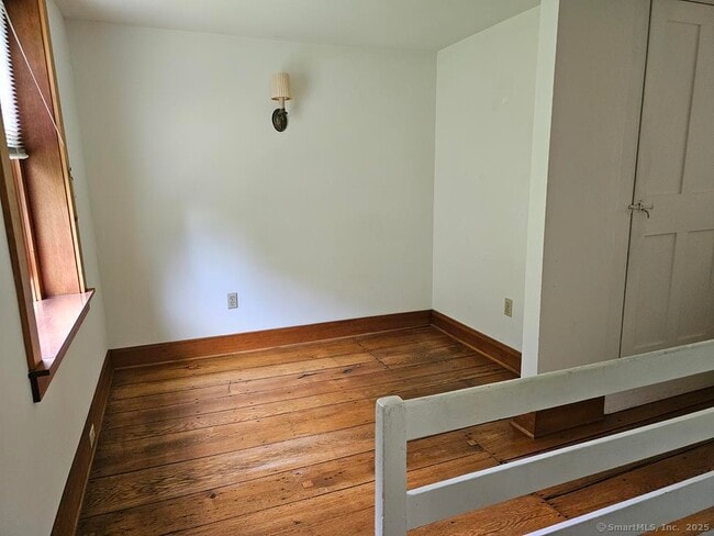 Building Photo - 33 Wildwood Ave