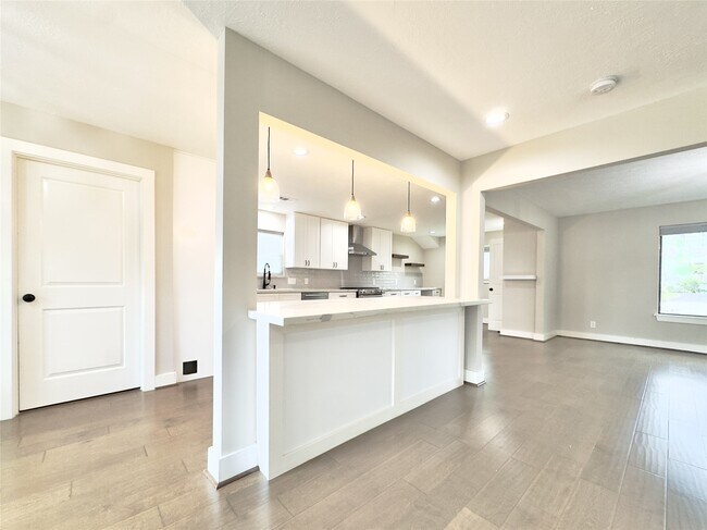 Building Photo - 14103 Kellywood Ln