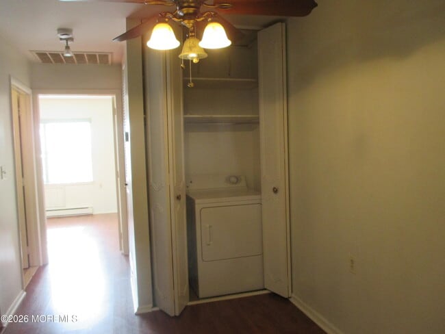 Building Photo - 365D Chesterfield Ct