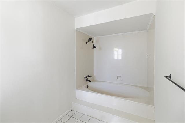 Building Photo - 2504 Northcrest Dr