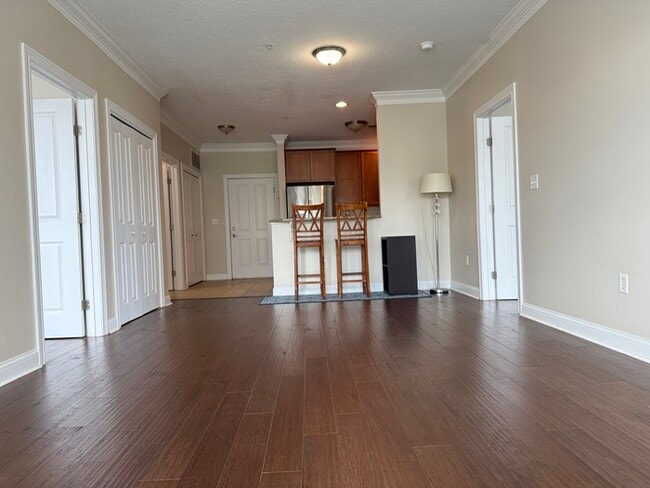 Building Photo - Charming 2 beds 2 baths in Columbus!