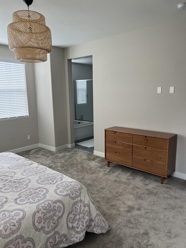 Building Photo - 6690 Spartina Ct