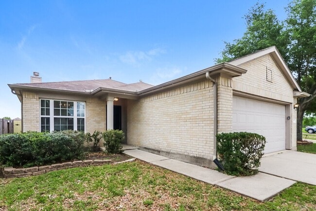 Building Photo - 13910 Maleewan Ln
