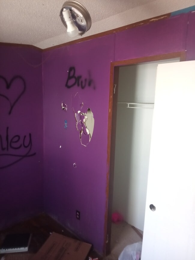 Building Photo - 3500 N Dirksen Pkwy