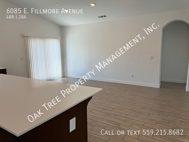 Building Photo - 6085 E Fillmore Ave