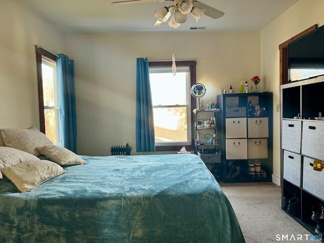 Building Photo - 156 Fair St