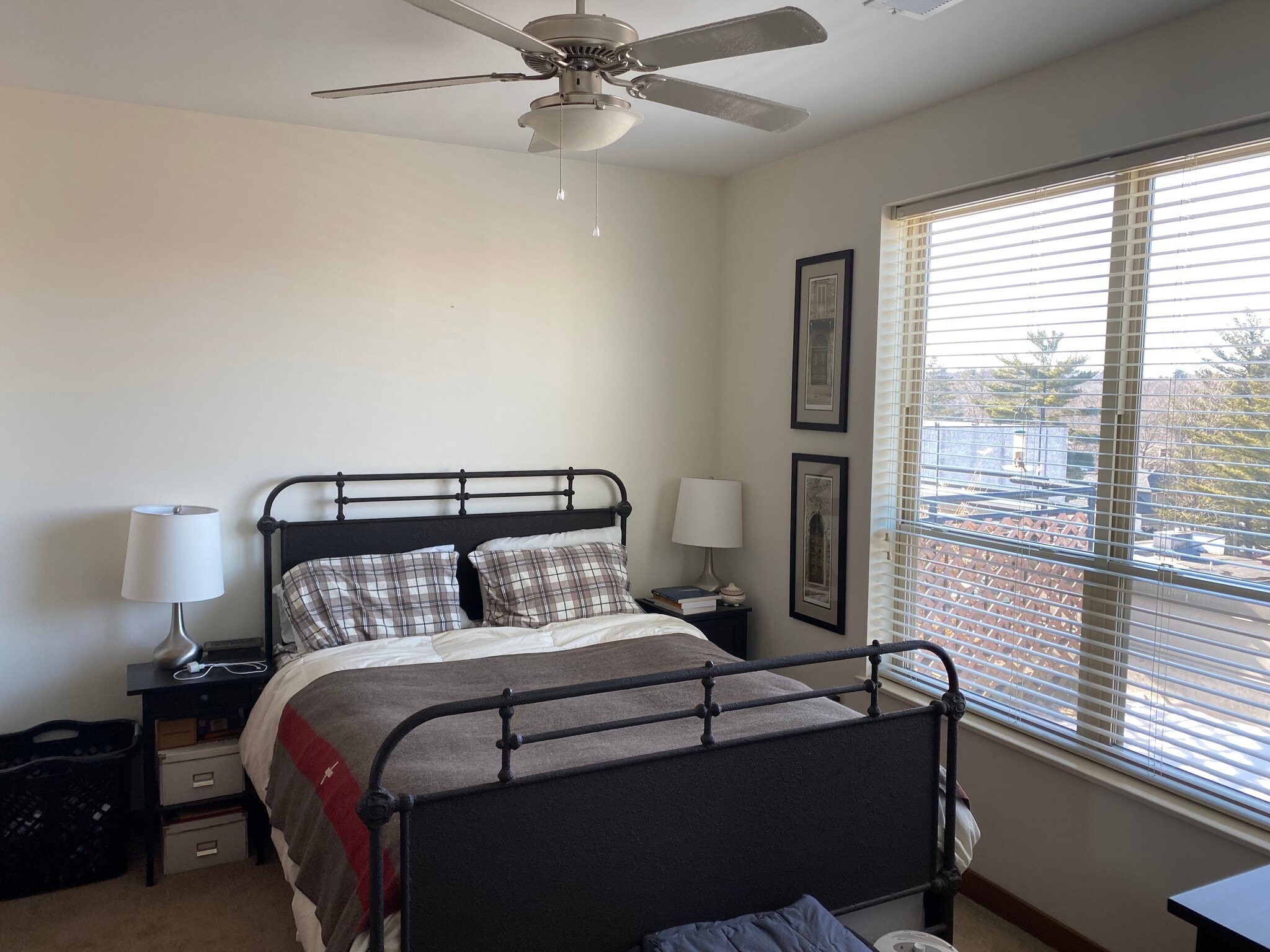 Building Photo - 1917 Monroe St