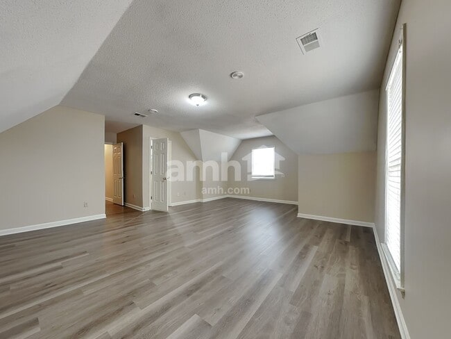 Building Photo - 7562 Sandy Brook Cv