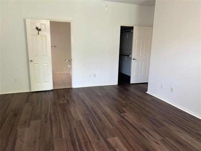 Building Photo - 800 Mahogany Dr