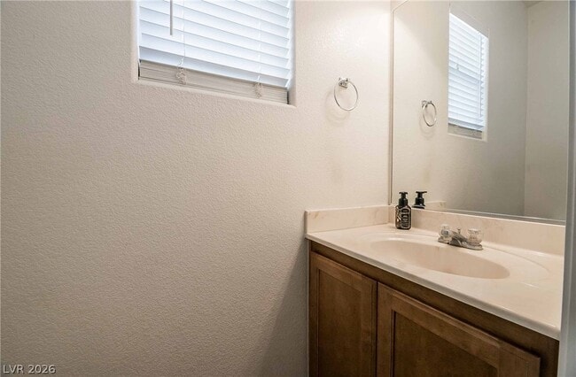 Building Photo - 7956 N Kelburn Hill St