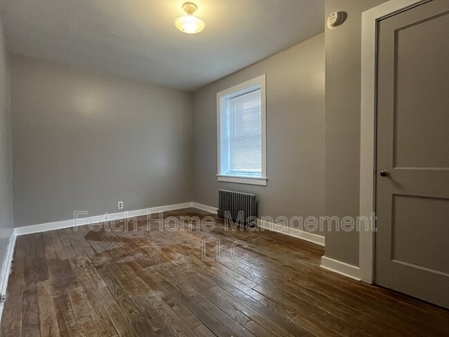 Building Photo - 414 New St